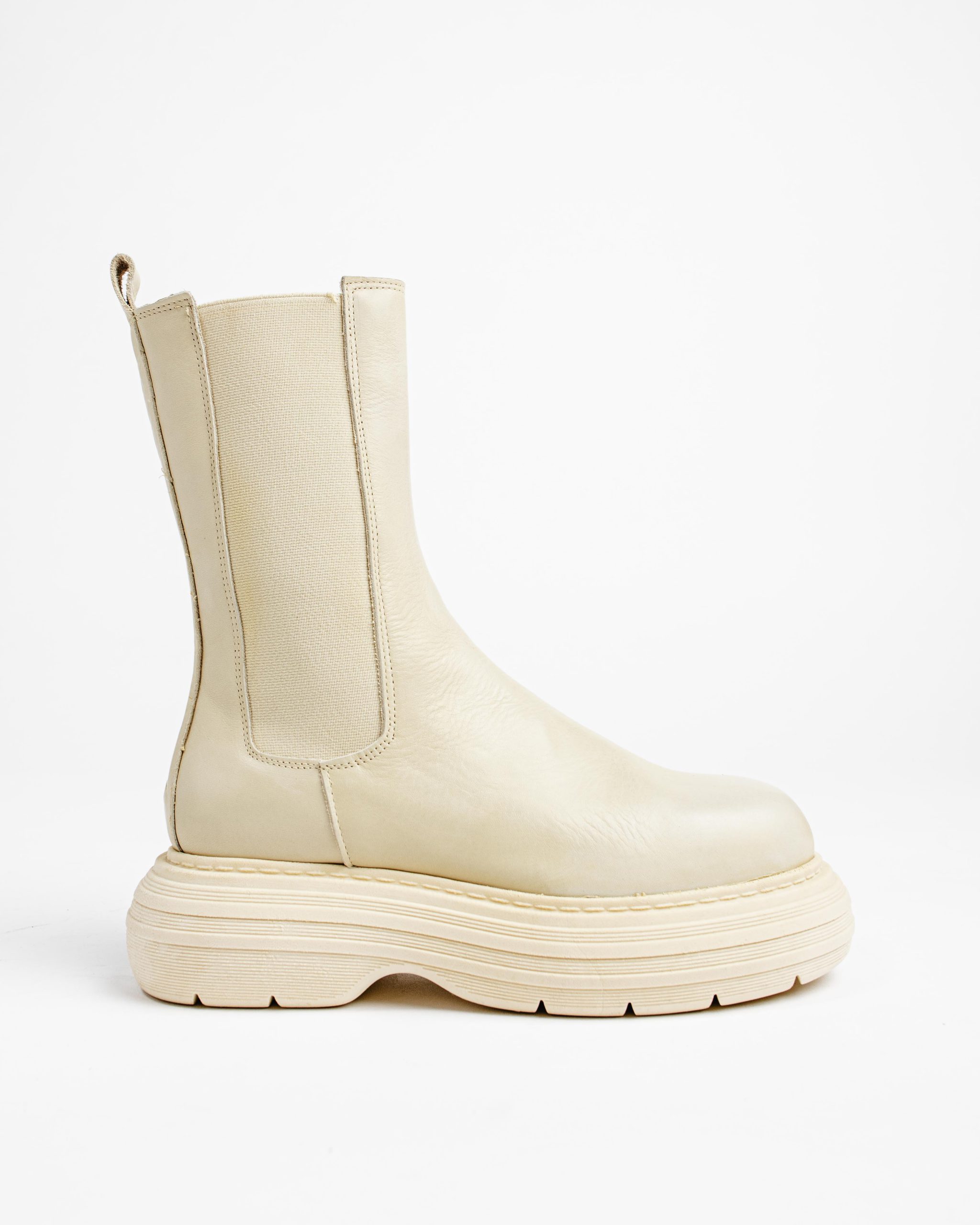 Emma boots