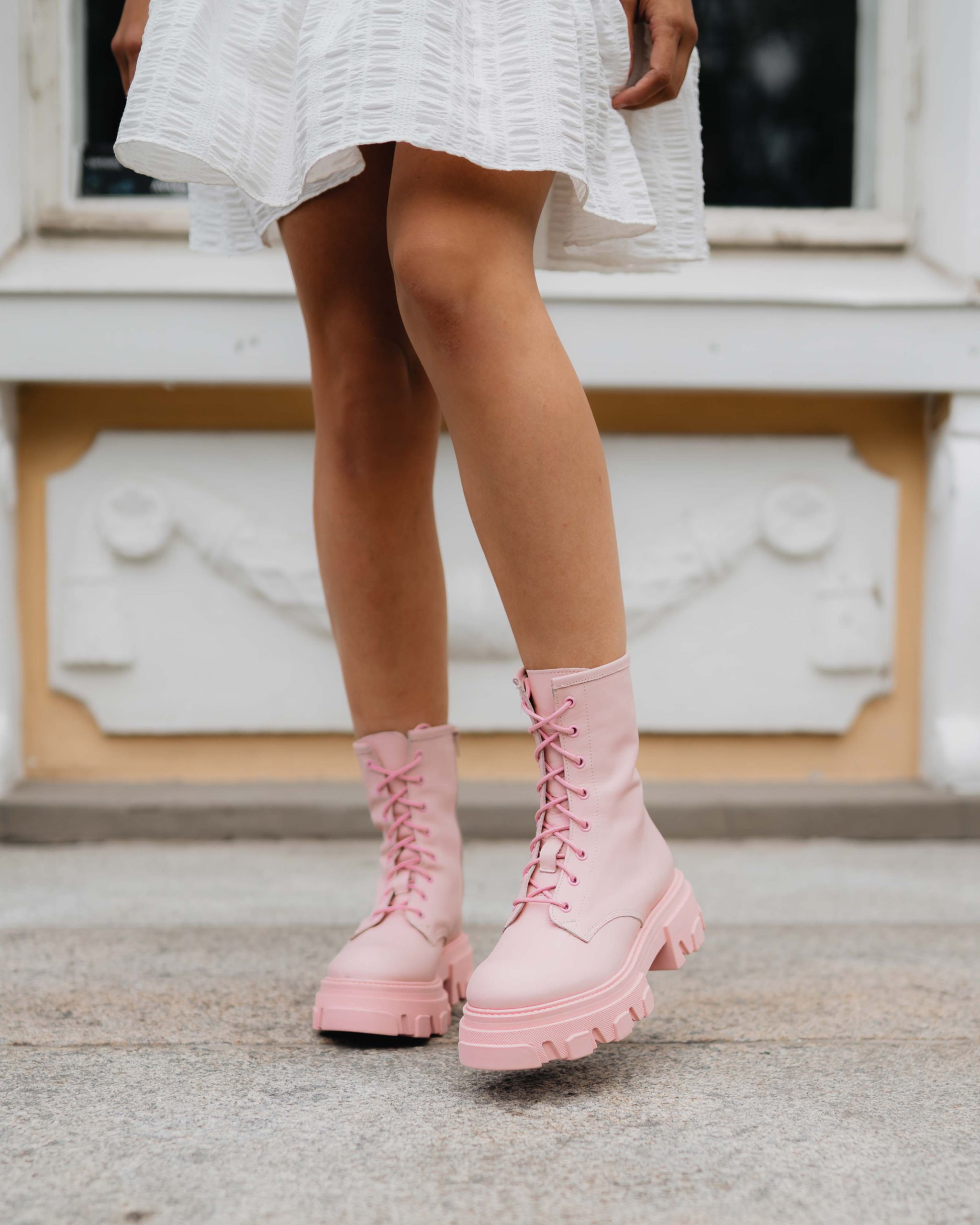 Bella boots - Image 2