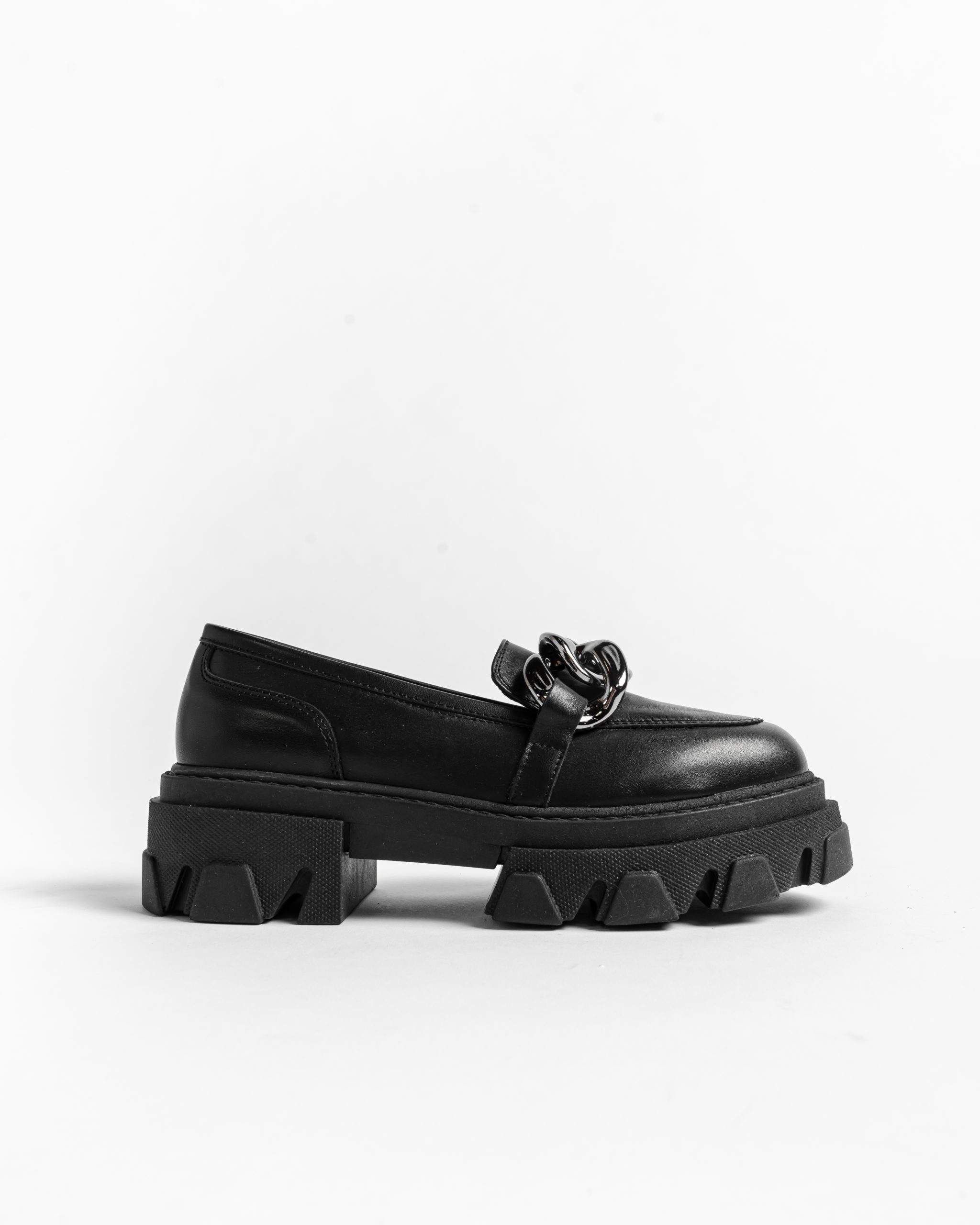 Moa loafers