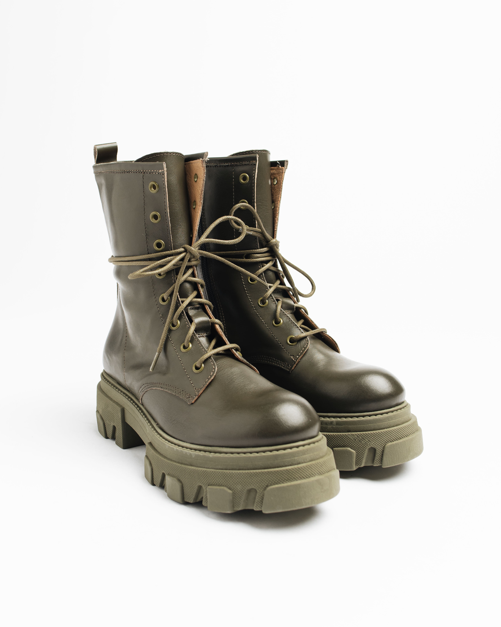 Bella boots - Image 2