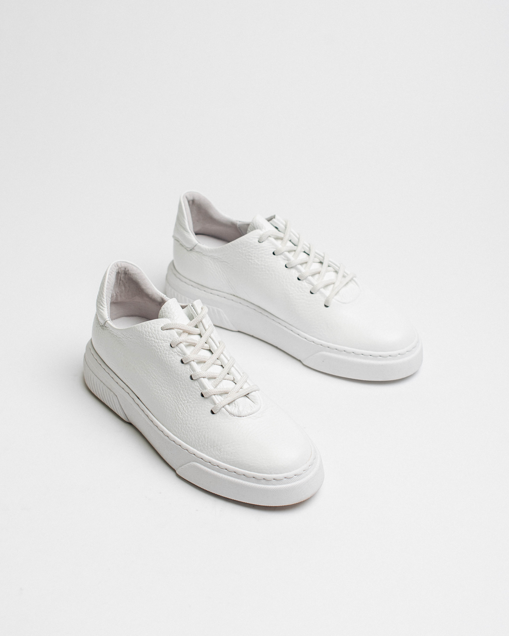 Nessa sneakers - Image 2