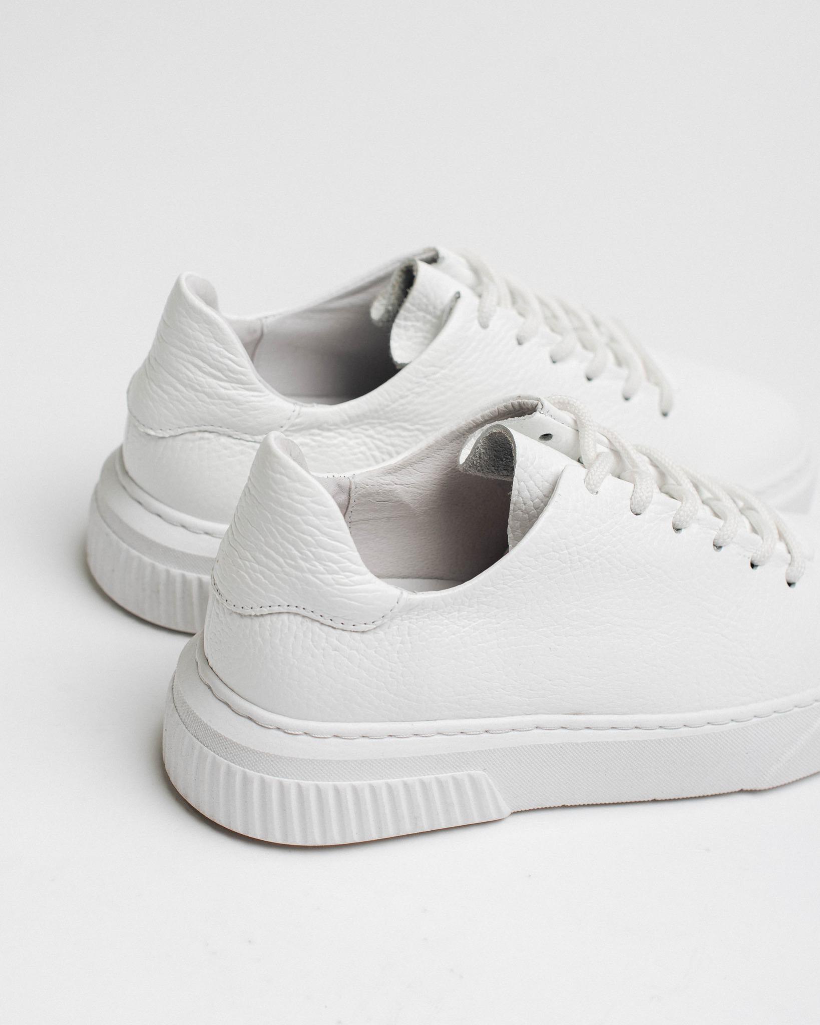 Nessa sneakers - Image 4