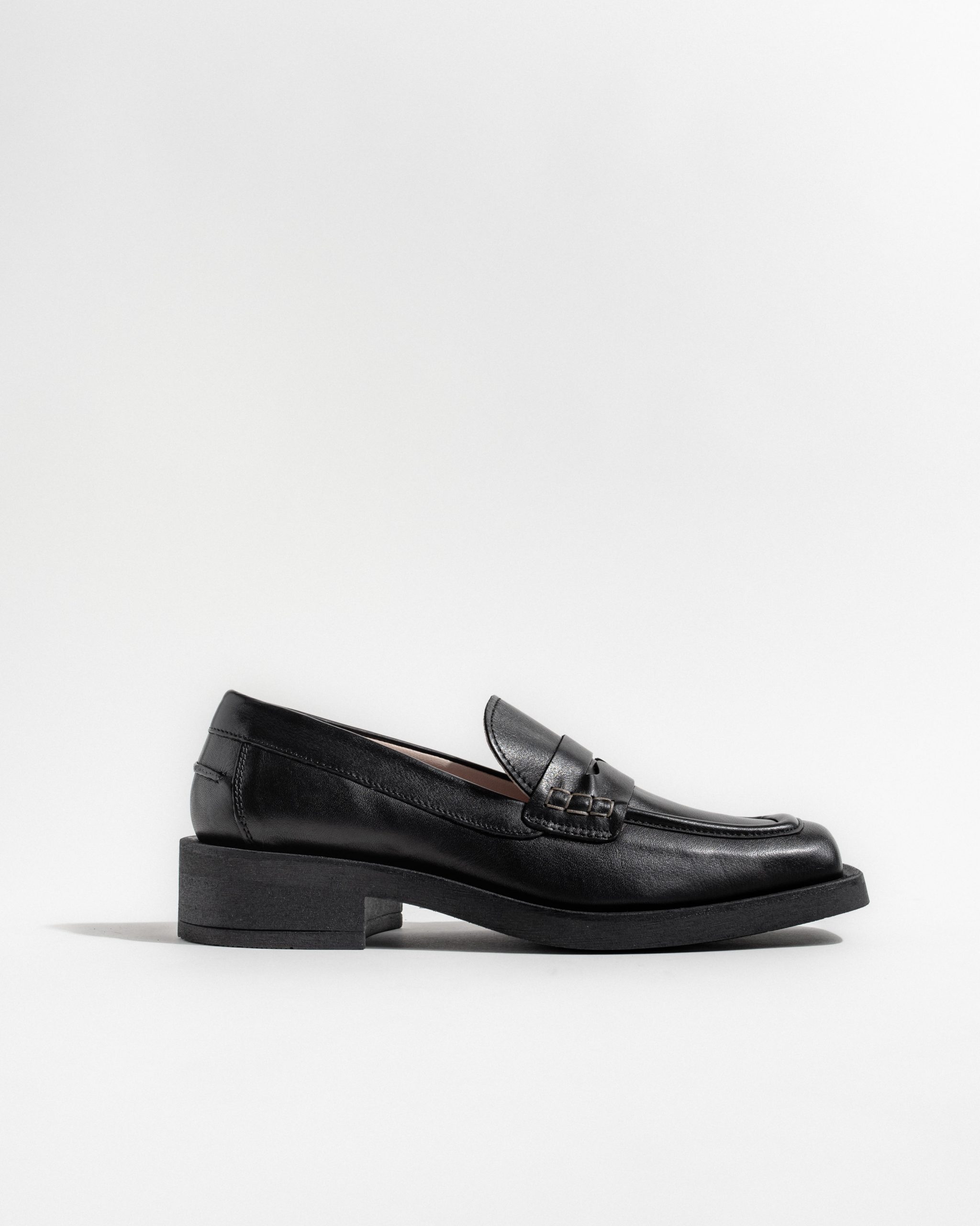 Cora loafer
